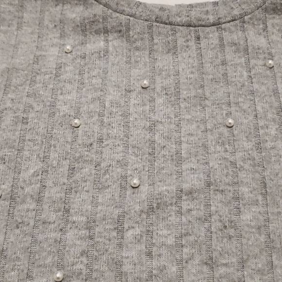 Zara Girls Knit Pearl Long Sleeve Grey Shirt - Picture 2 of 5